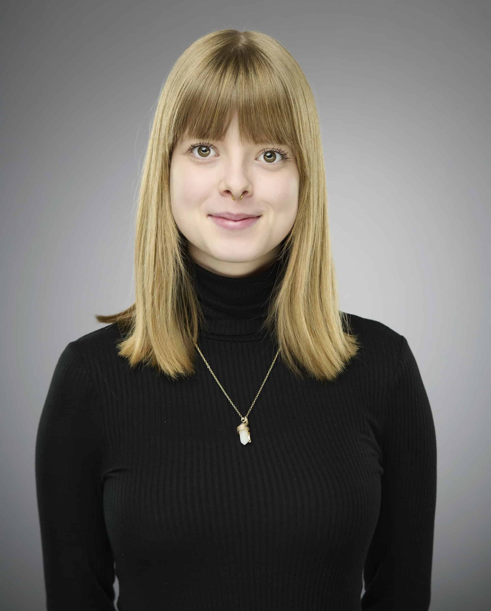 013-21-04-25-portfolio-portrait